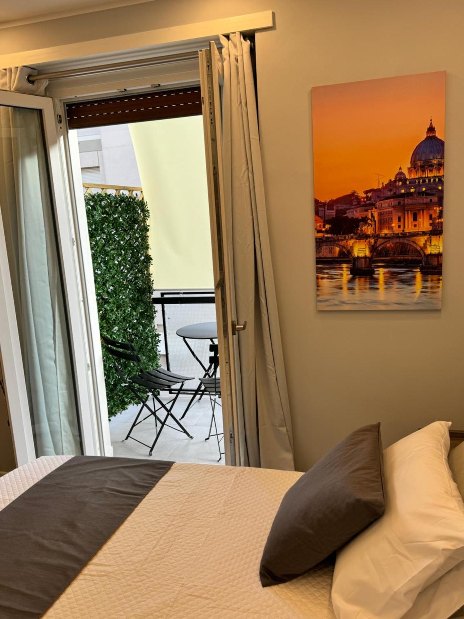 Отель Niky House Roma Экстерьер фото