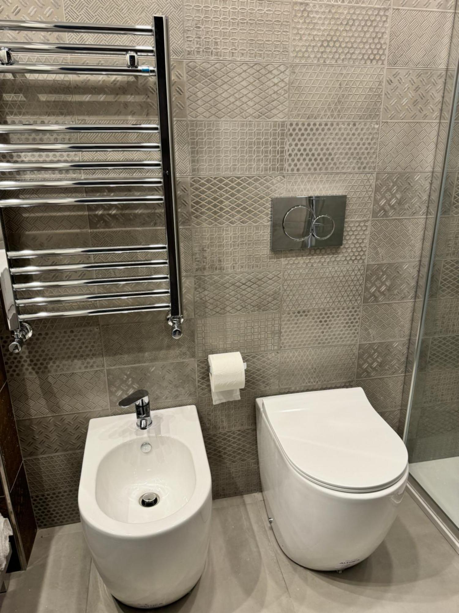 Отель Niky House Roma Экстерьер фото