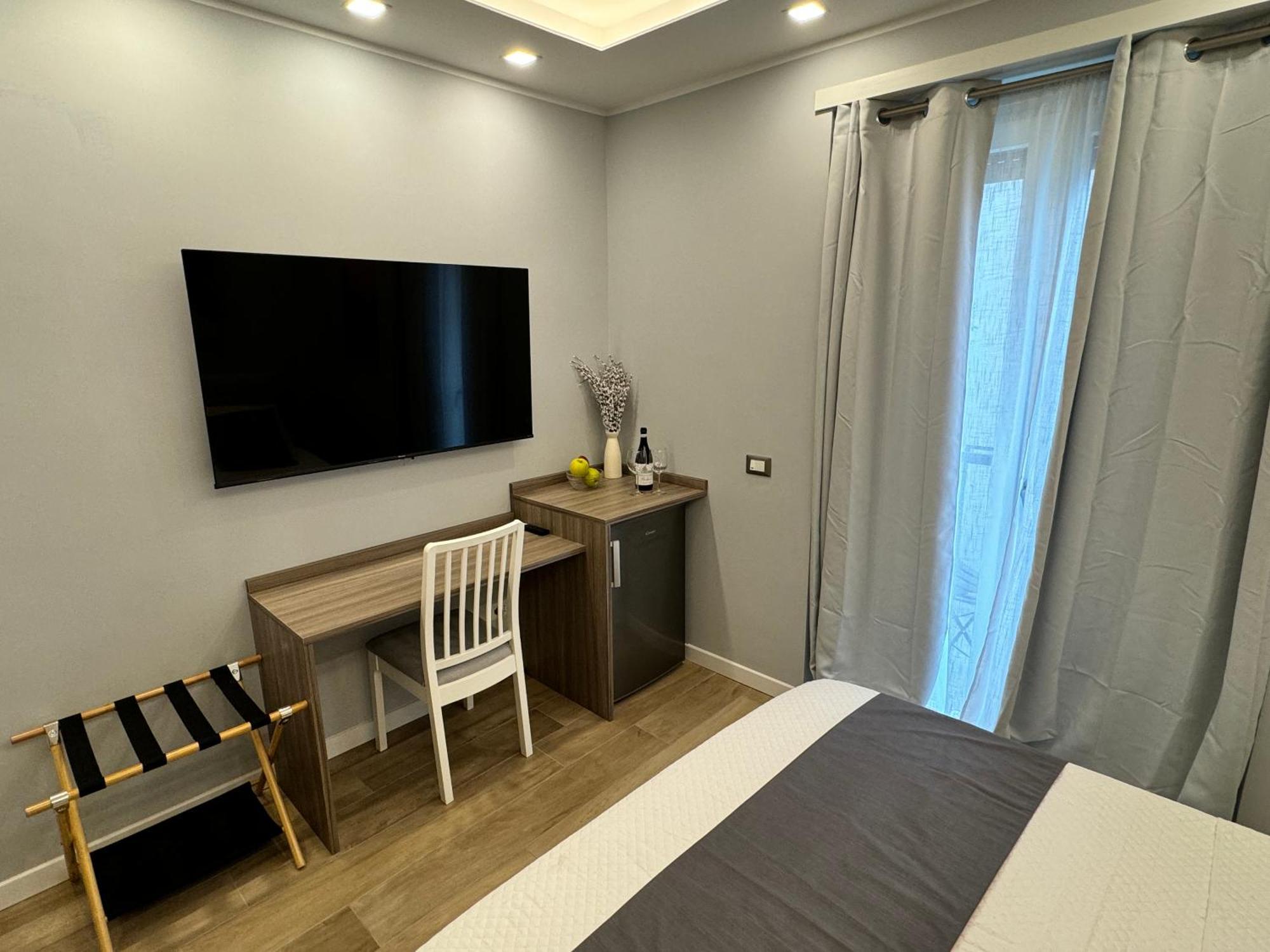 Отель Niky House Roma Экстерьер фото